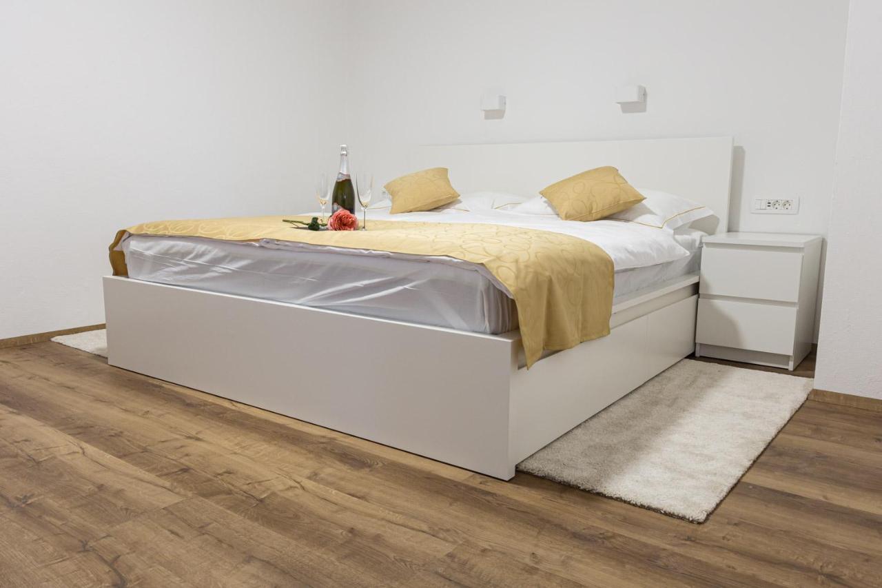 Inin Apartments Bled Ngoại thất bức ảnh